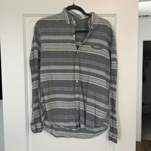 Button down large